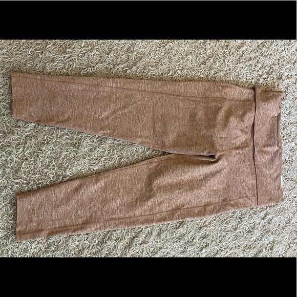 Aerie Offline The Hugger High Waisted Foldover Legging. Size XL Short. - Picture 2 of 5